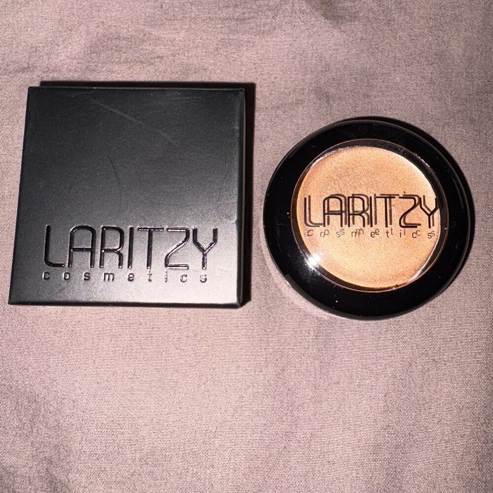 Laritzy Cream Highlighter Virtue NIB Full Size Glow Makeup